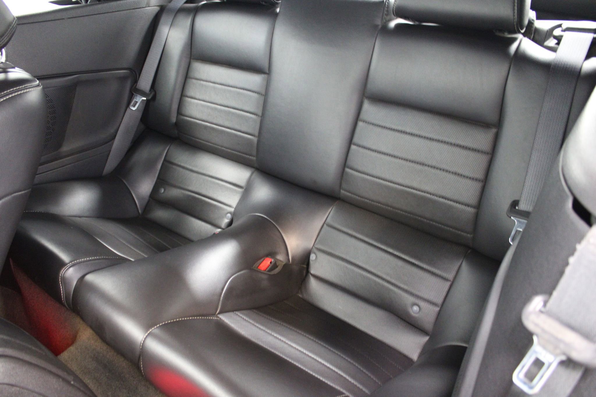 Used 2014 Ford Mustang Premium RWD image 16