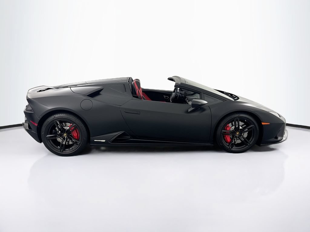 Used 2021 Lamborghini Huracan EVO RWD image 4