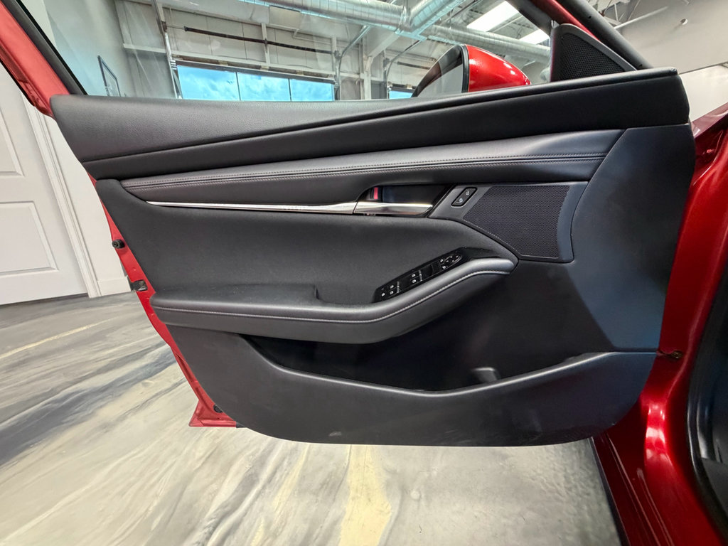 Used 2019 MAZDA MAZDA3 AWD Hatchback image 50