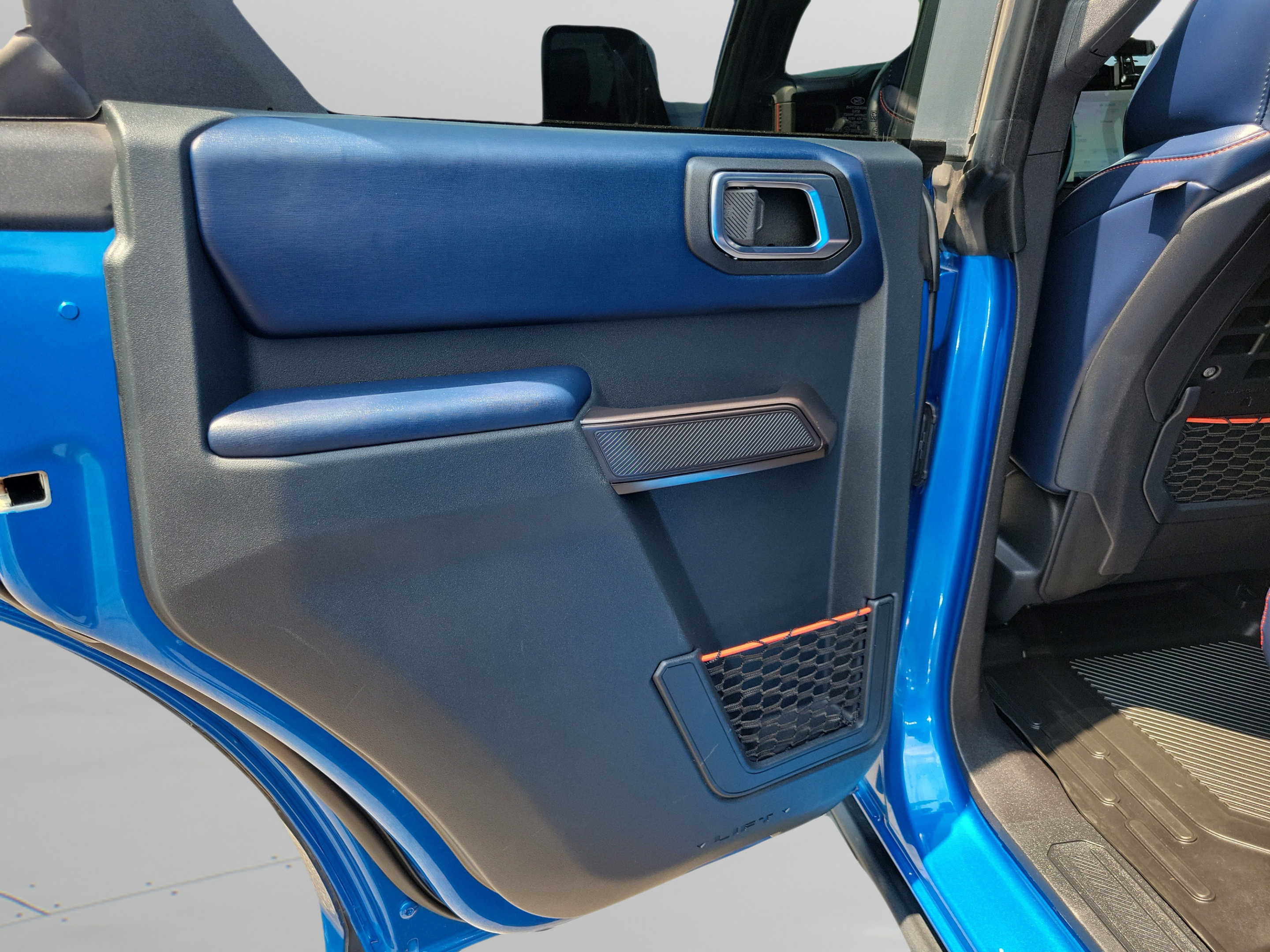 Used 2024 Ford Bronco Raptor AWD/4WD image 11