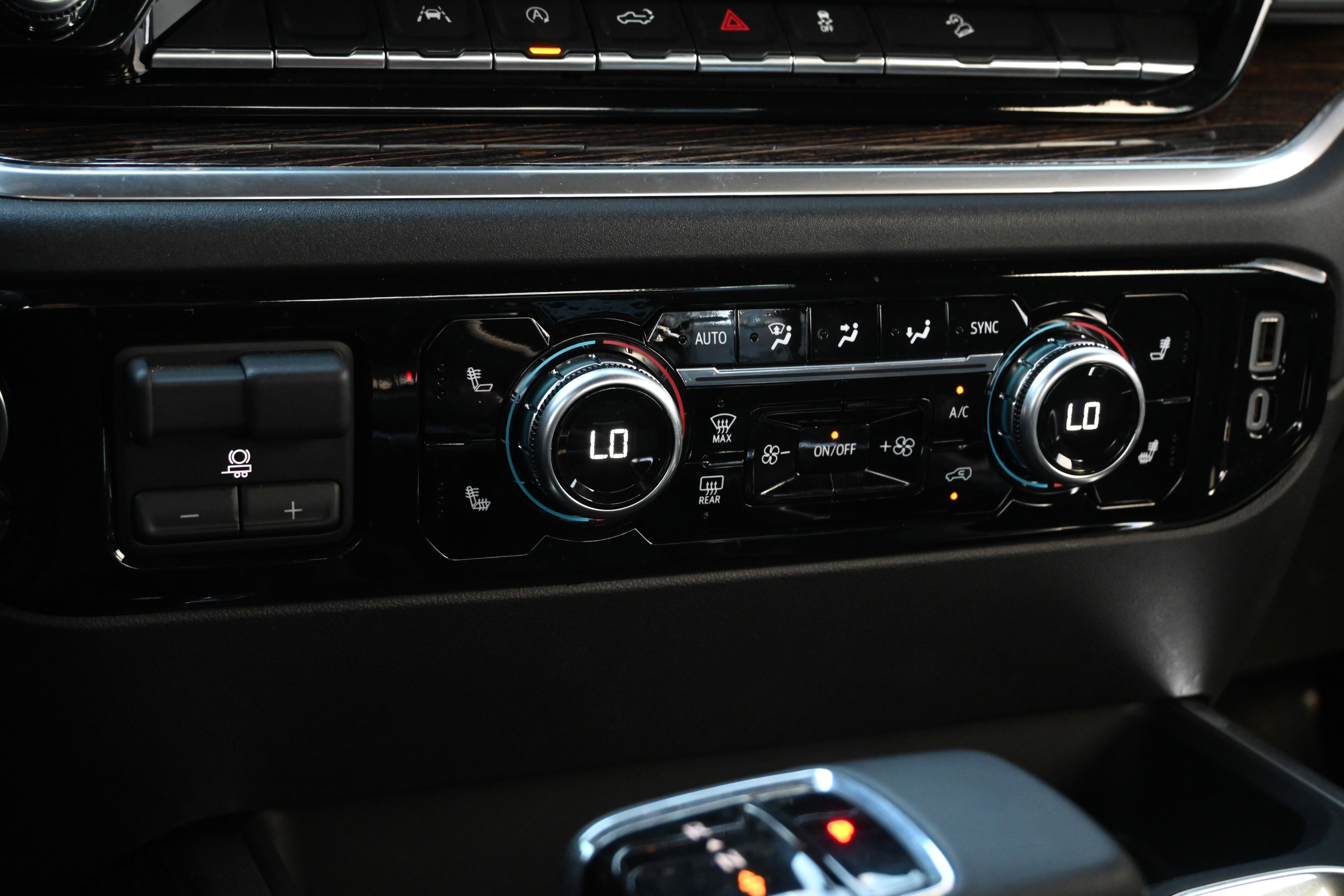 Used 2025 GMC Sierra 1500 Elevation w/ X31 Off-Road Package AWD/4WD image 25