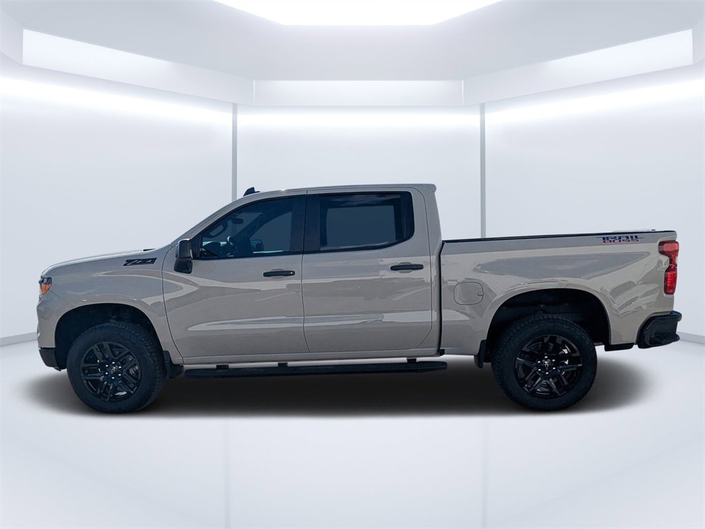 Used 2026 Chevrolet Silverado 1500 Custom Trail Boss w/ LPO, Dark Essentials Package image 7