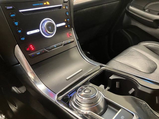 Used 2019 Ford Edge Titanium FWD image 24