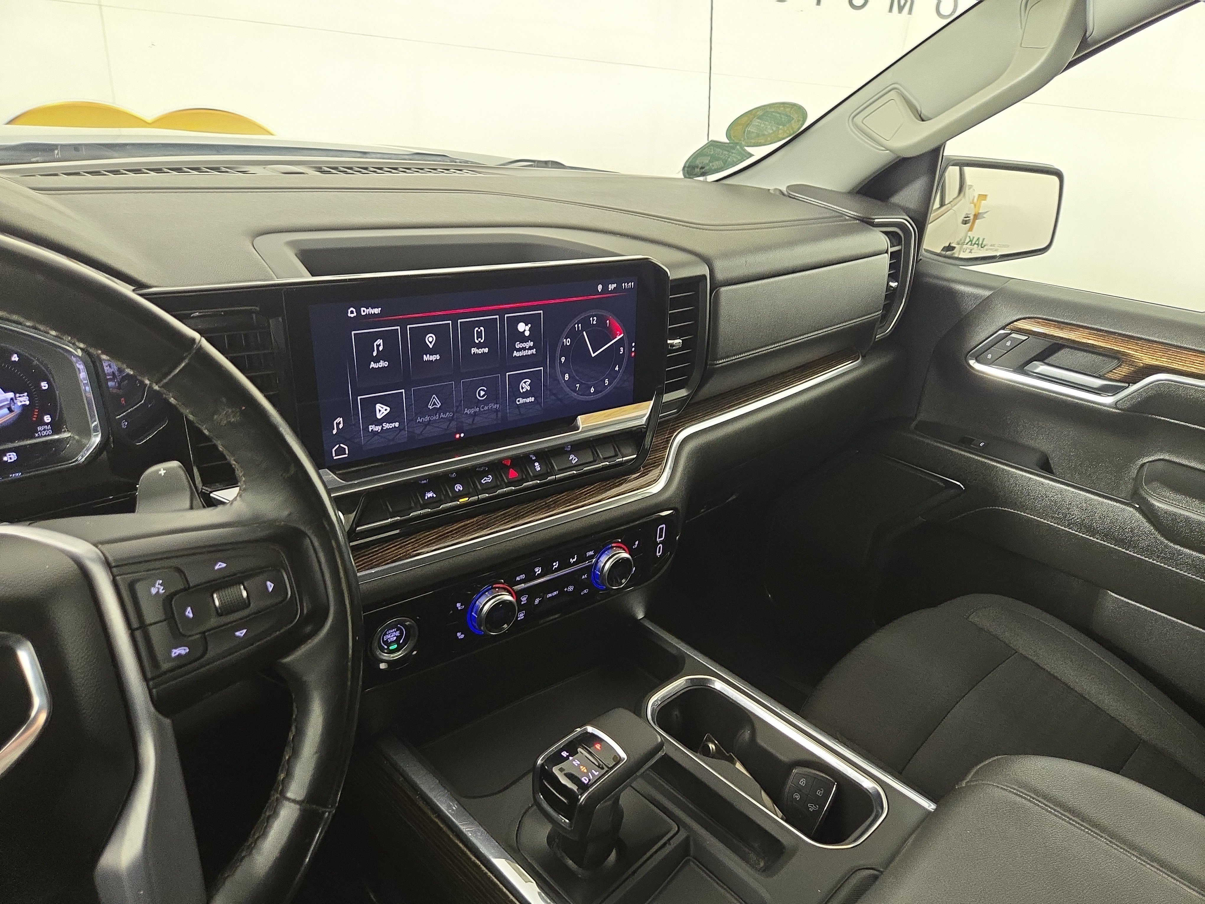 Certified 2024 GMC Sierra 1500 Elevation w/ LPO, Elevation Black Package AWD/4WD image 23