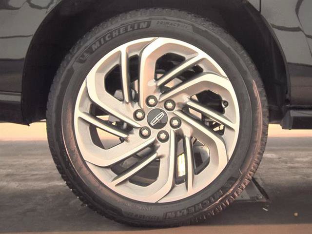 Used 2025 Lincoln Navigator L Reserve AWD/4WD image 7