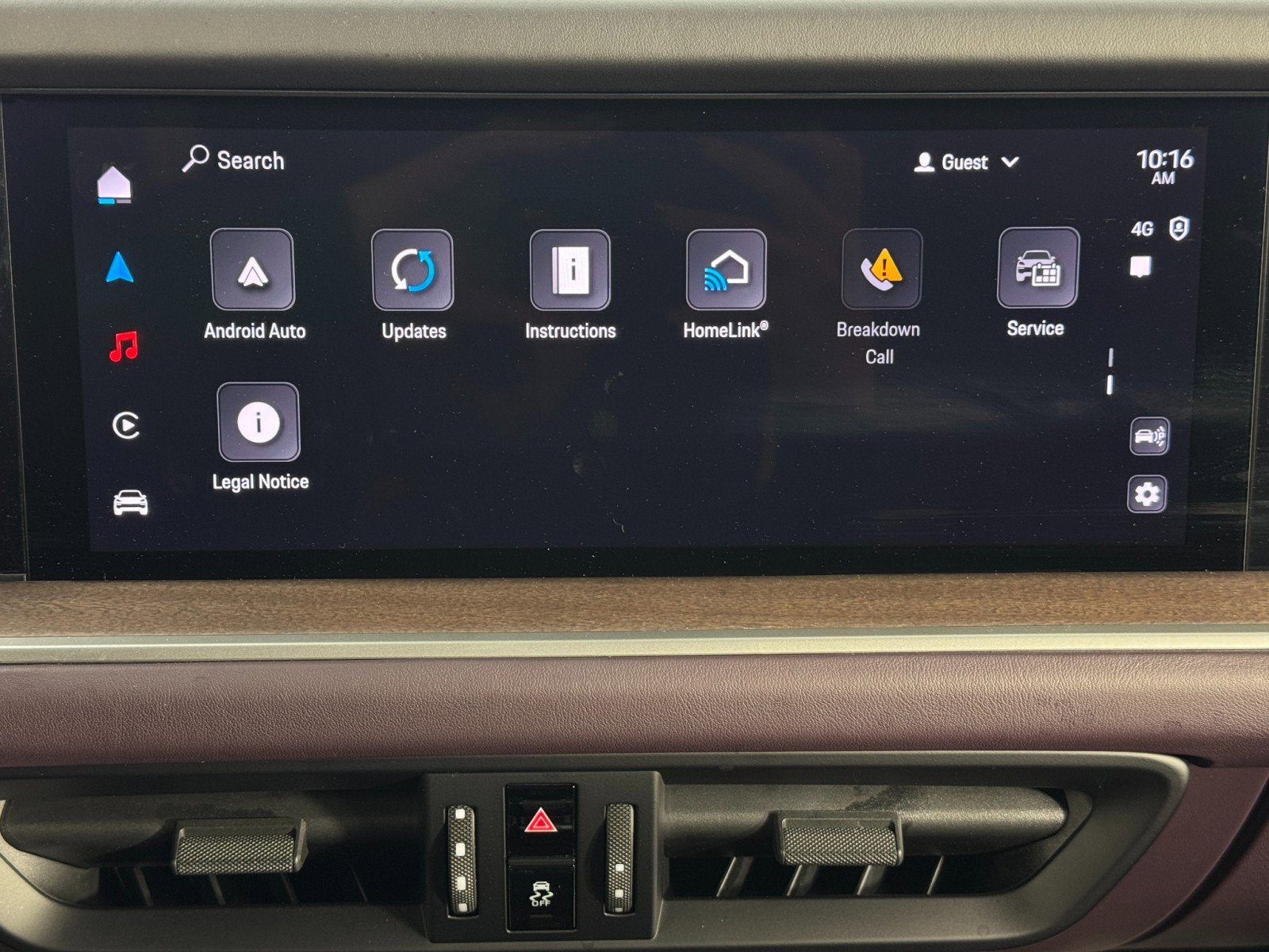 Used 2024 Porsche Cayenne Turbo AWD/4WD image 28