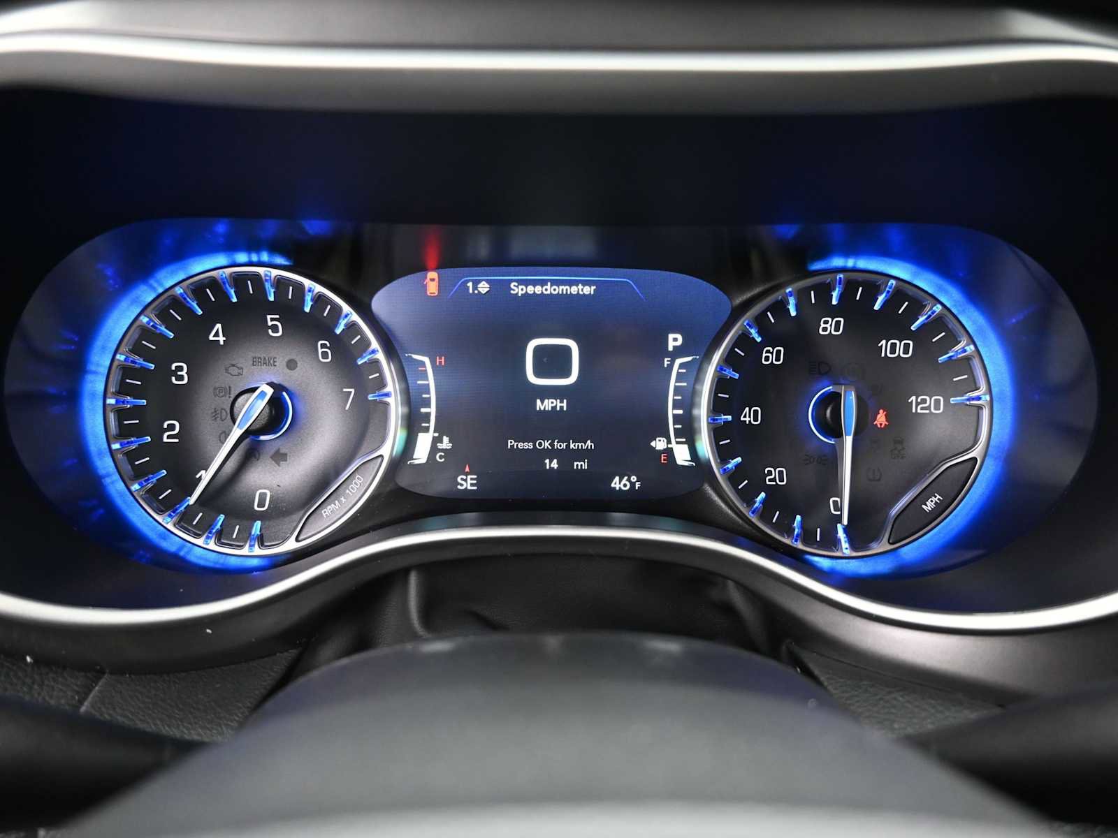 New 2026 Chrysler Pacifica Select w/ S Appearance Package image 6