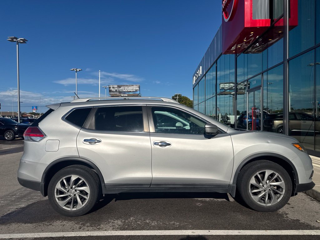 Used 2015 Nissan Rogue SL w/ SL Premium Package AWD/4WD image 5