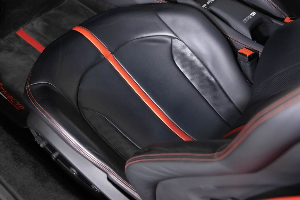 Used 2020 Ferrari F8 Tributo image 24