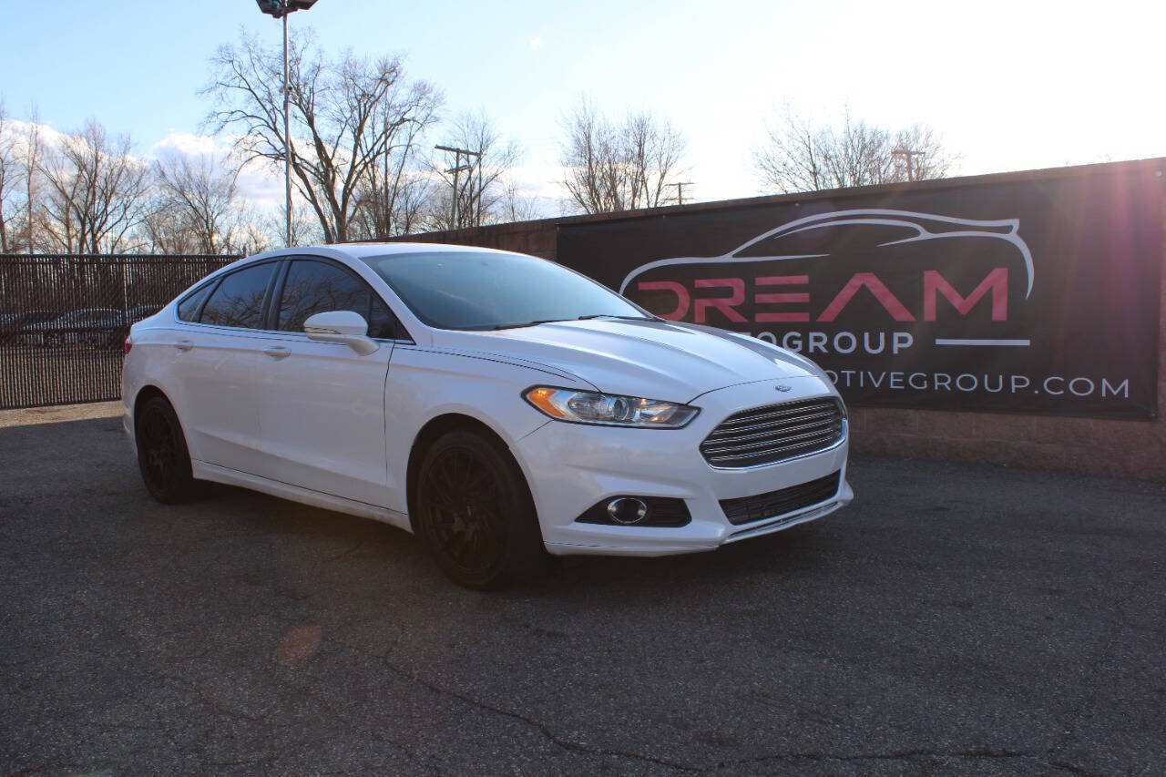 Used 2015 Ford Fusion SE w/ Equipment Group 201A AWD/4WD image 4