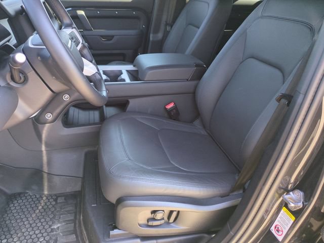 Used 2026 Land Rover Defender 110 X-Dynamic SE AWD/4WD image 12