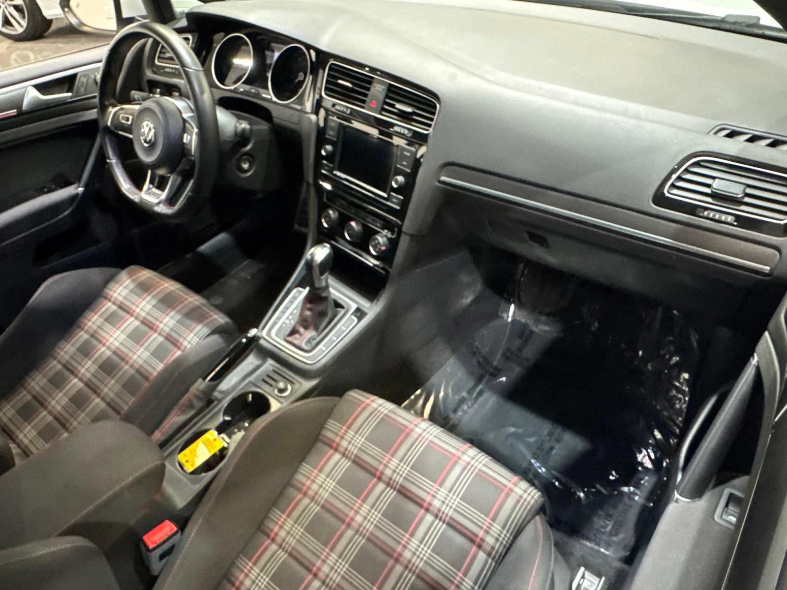 Used 2020 Volkswagen GTI S FWD image 35