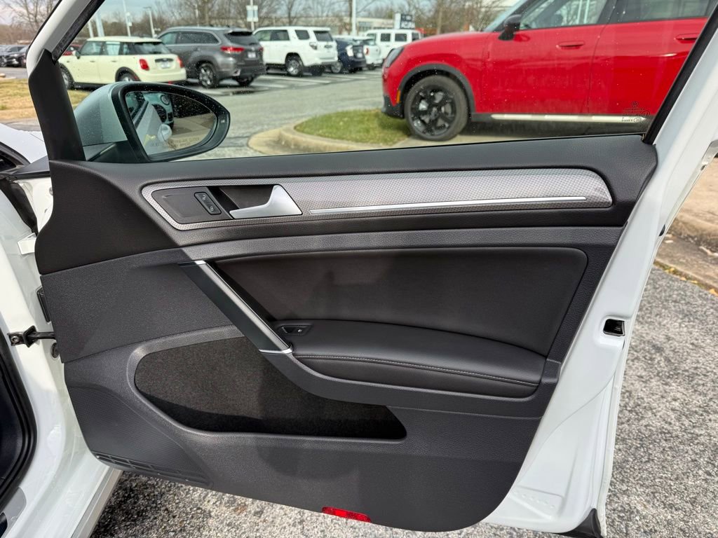 Used 2019 Volkswagen Golf Alltrack SEL image 48