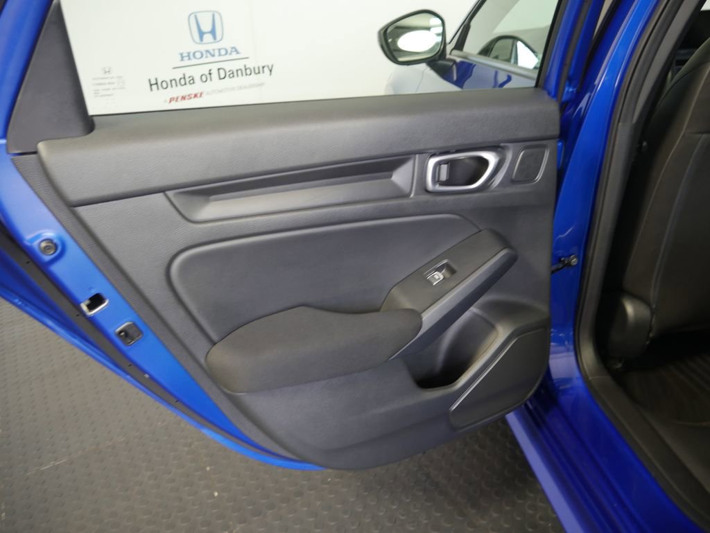 Used 2023 Honda Civic Sport image 11