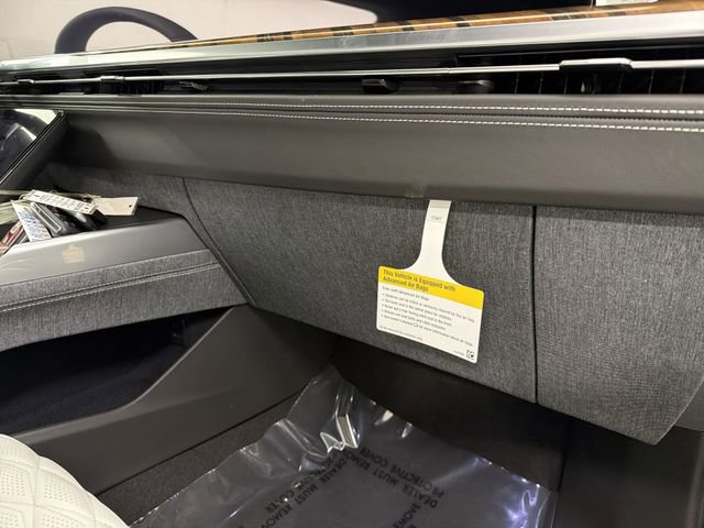 New 2026 Cadillac Escalade Platinum Sport w/ LPO, ONYX Package image 27