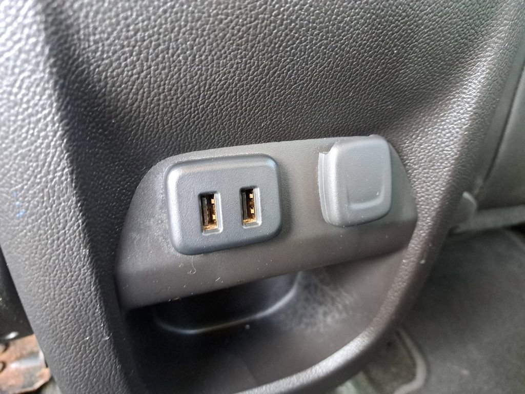 Used 2016 Chevrolet Colorado Z71 image 9