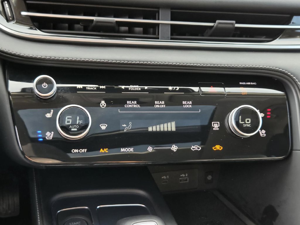 Used 2023 INFINITI QX60 Luxe w/ Vision Package FWD image 28