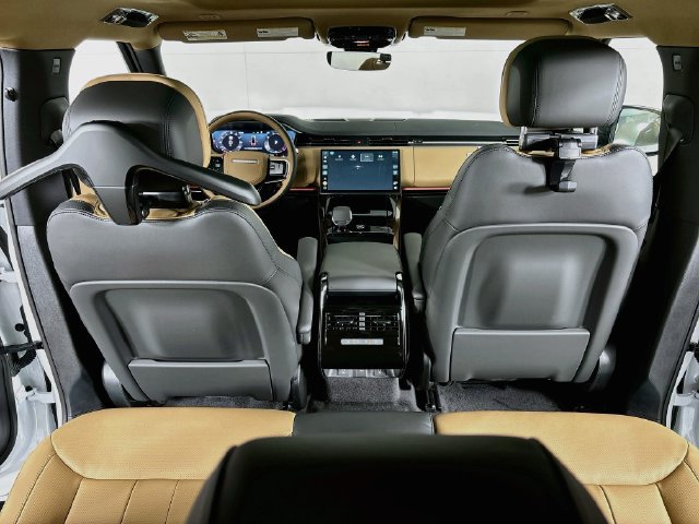 New 2026 Land Rover Range Rover Sport Dynamic SE AWD/4WD image 23