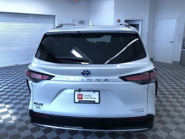 Certified 2024 Toyota Sienna Platinum image 13
