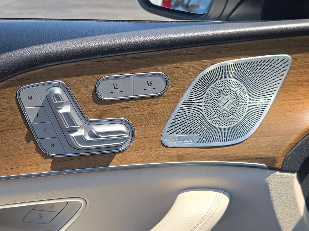 Used 2020 Mercedes-Benz GLE 350 4MATIC image 26