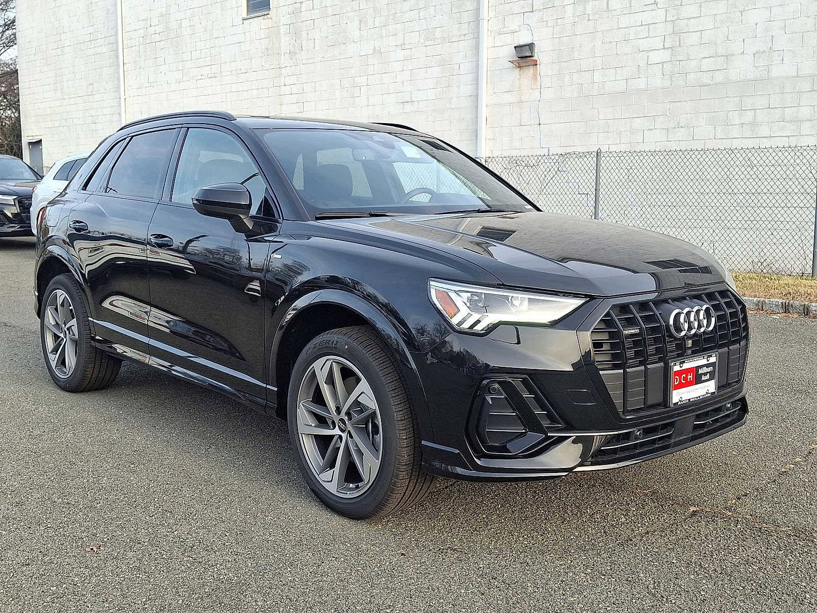 New 2025 Audi Q3 2.0T Premium image 10
