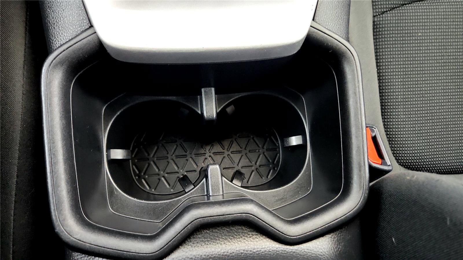 Certified 2023 Toyota RAV4 LE image 34