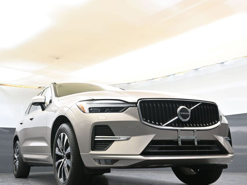 Certified 2023 Volvo XC60 B5 Core image 35