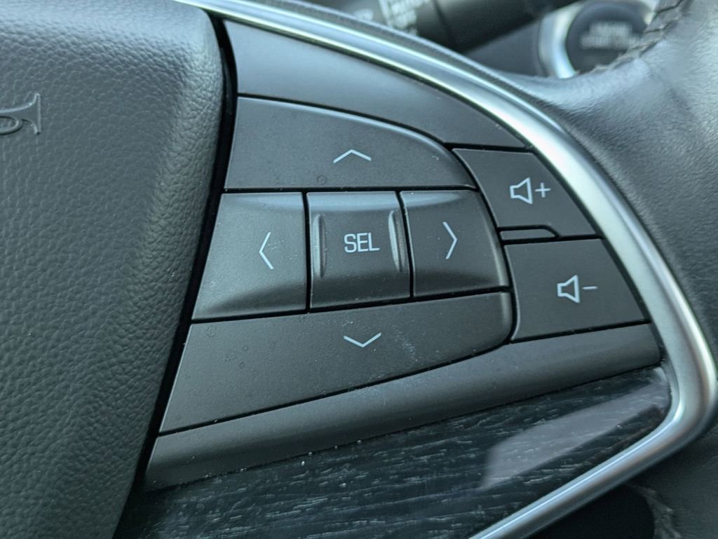 Used 2024 Cadillac XT5 Premium Luxury image 18