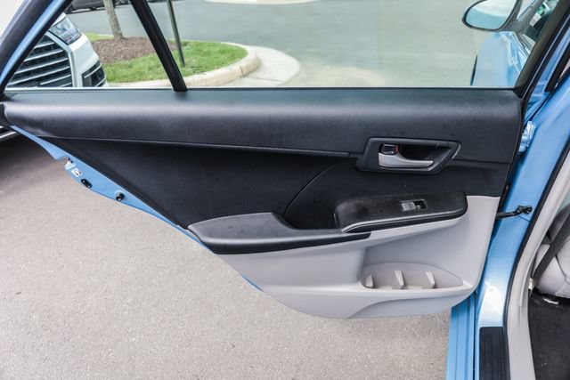 Used 2012 Toyota Camry LE FWD image 34