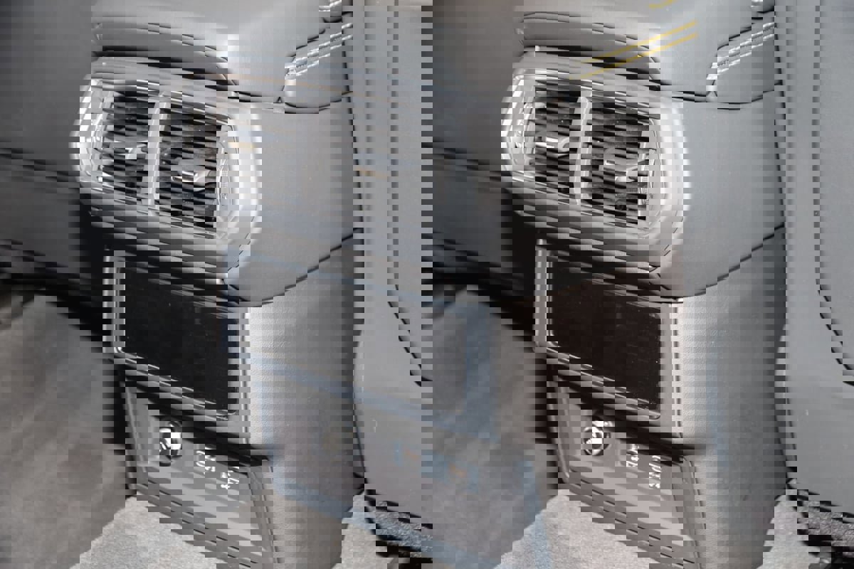 Used 2021 Lamborghini Urus image 20