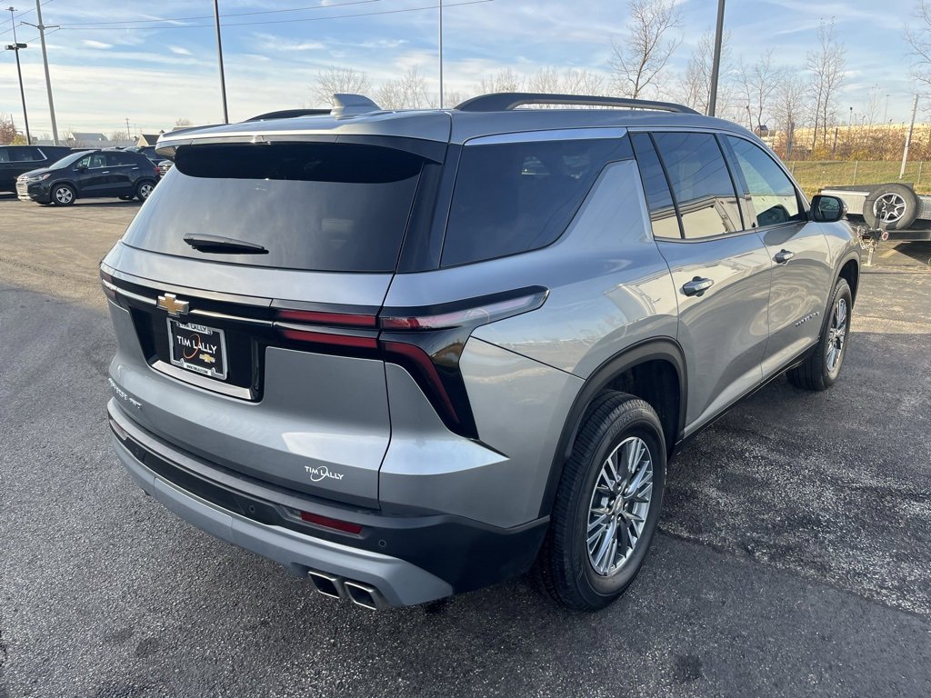New 2025 Chevrolet Traverse LT w/ LPO, Floor Liner Package image 7