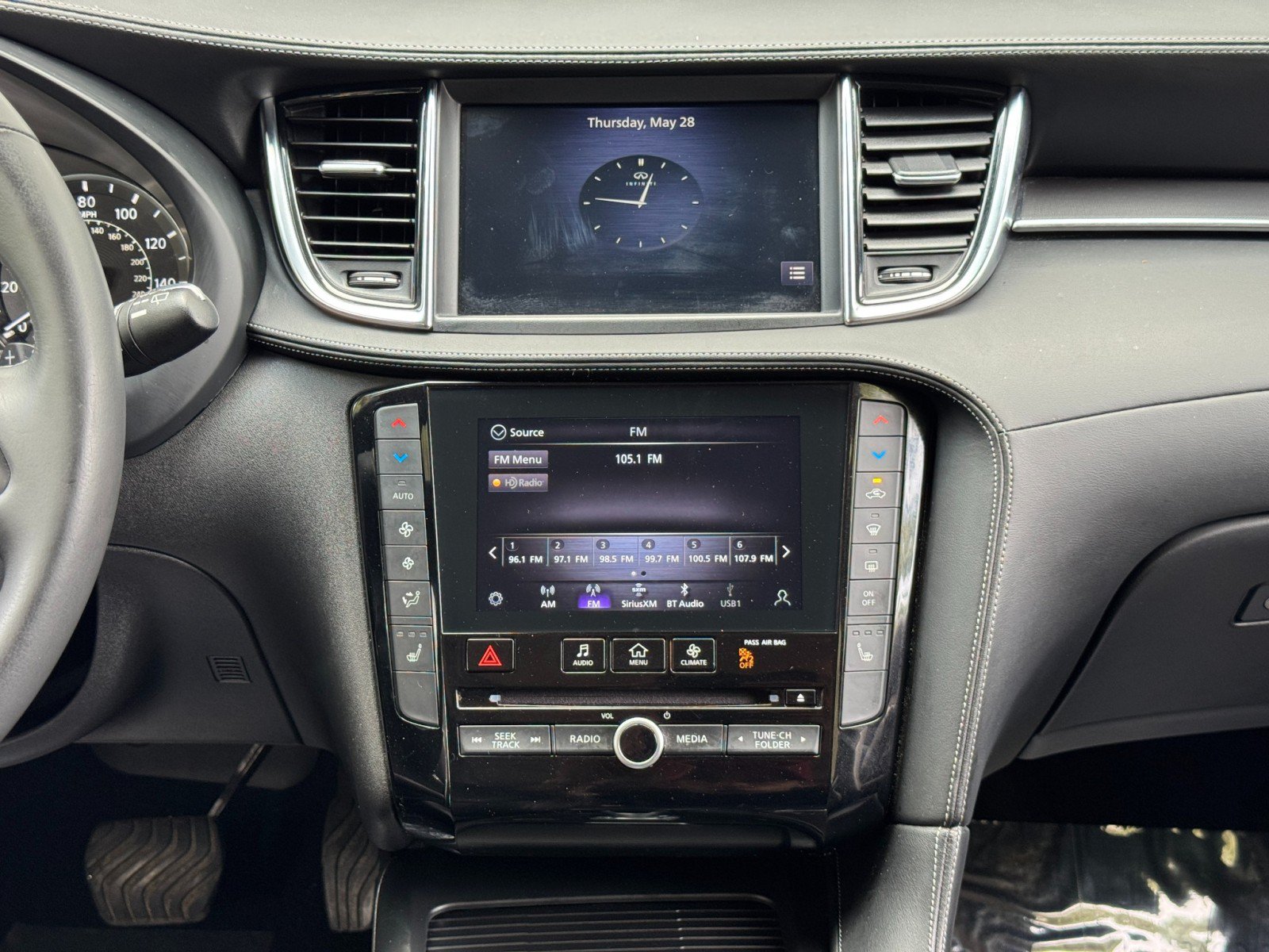 Used 2022 INFINITI QX50 Luxe FWD image 22