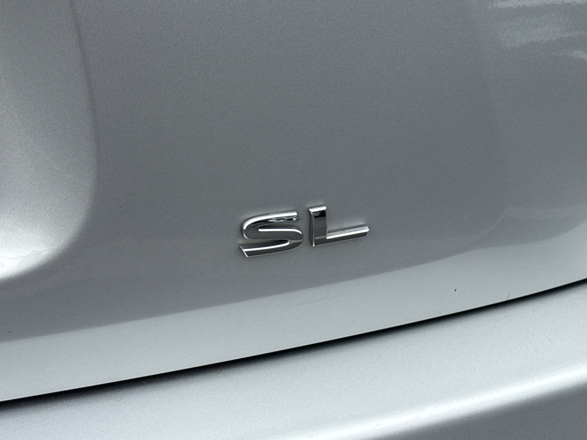 Used 2015 Nissan Pathfinder SL FWD image 10