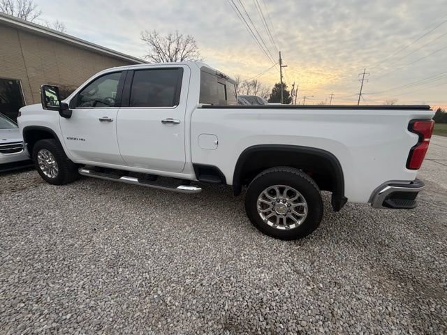 Used 2025 Chevrolet Silverado 2500 LTZ w/ LTZ Plus Package image 16