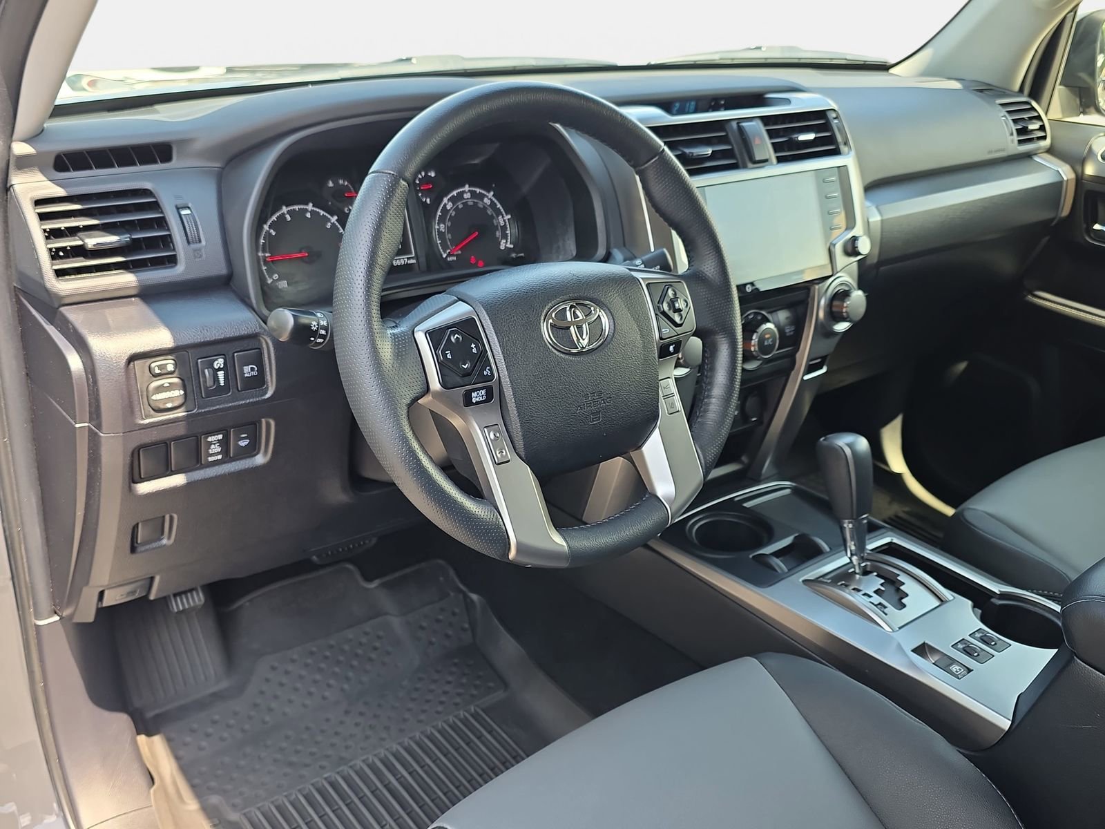Used 2024 Toyota 4Runner SR5 Premium RWD image 15