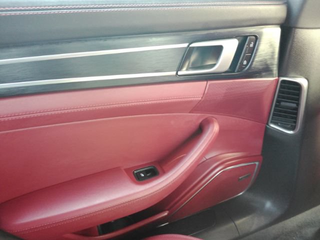 Used 2022 Porsche Panamera Platinum Edition RWD image 35