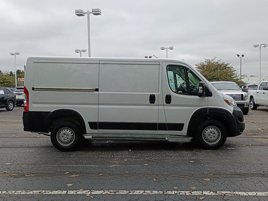 Used 2025 RAM ProMaster 2500 w/ U-Haul Equipment Group FWD image 3