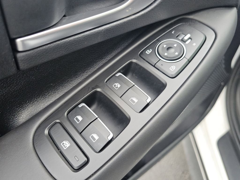 Used 2023 Hyundai Sonata SE image 28