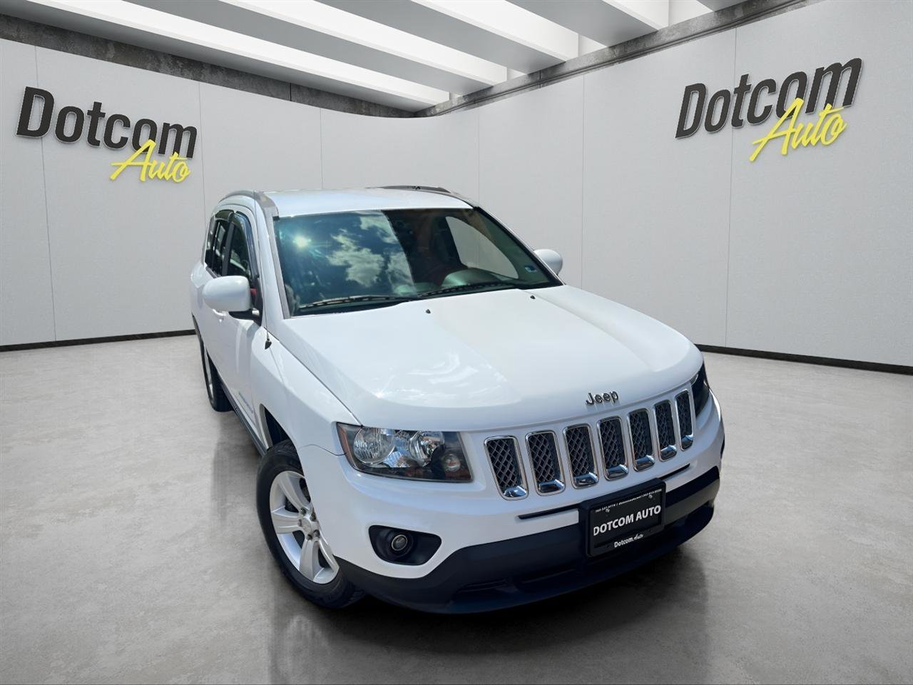 Used 2015 Jeep Compass Latitude AWD/4WD image 16