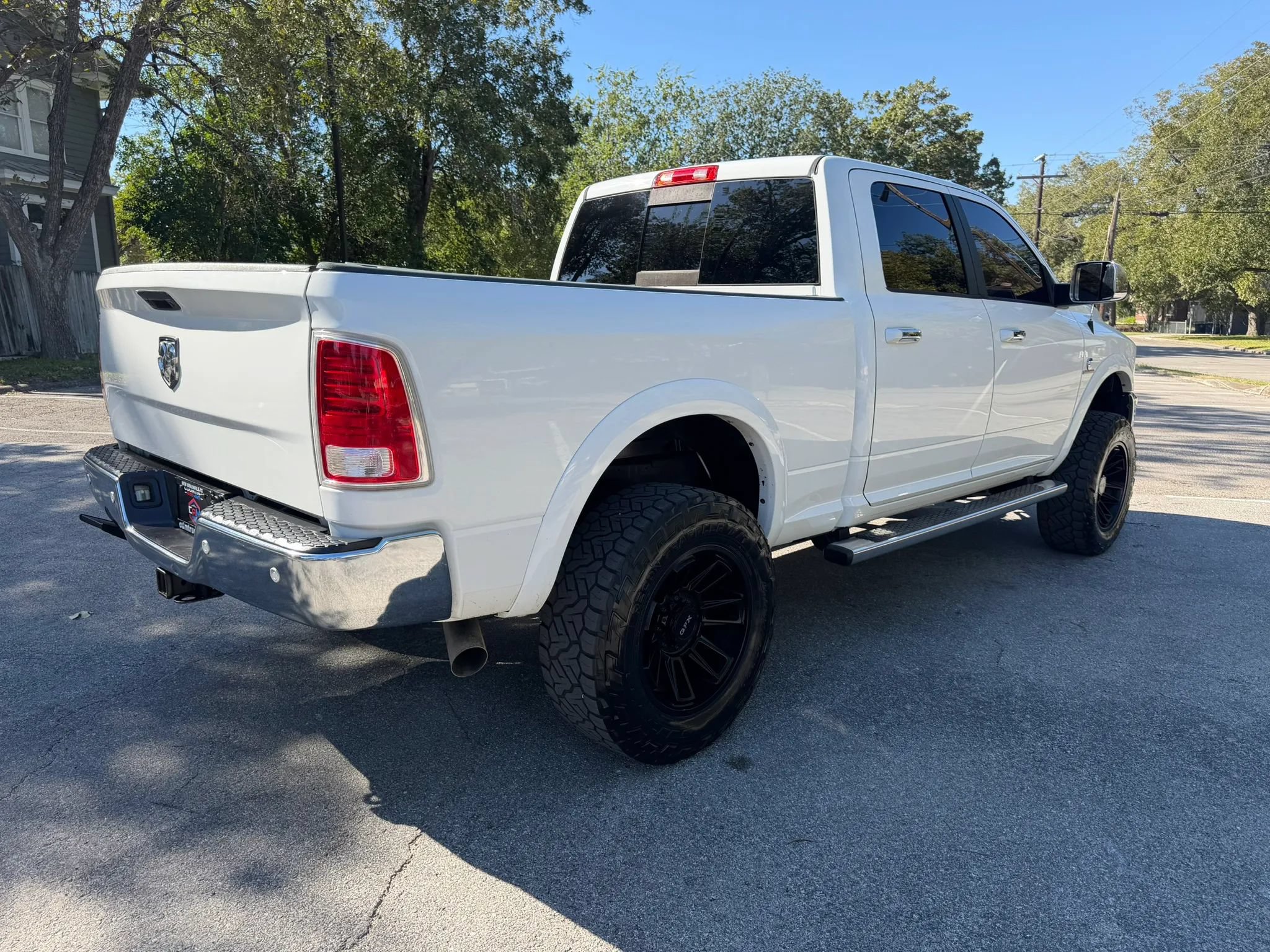 Used 2018 RAM 2500 Laramie AWD/4WD image 5