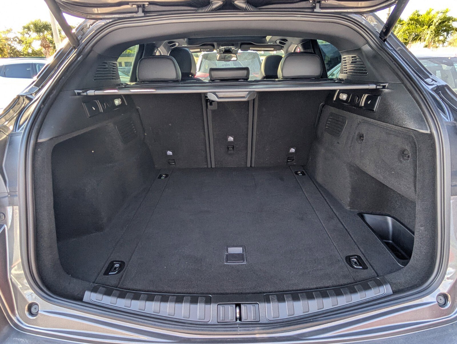 Used 2023 Alfa Romeo Stelvio Sprint image 13