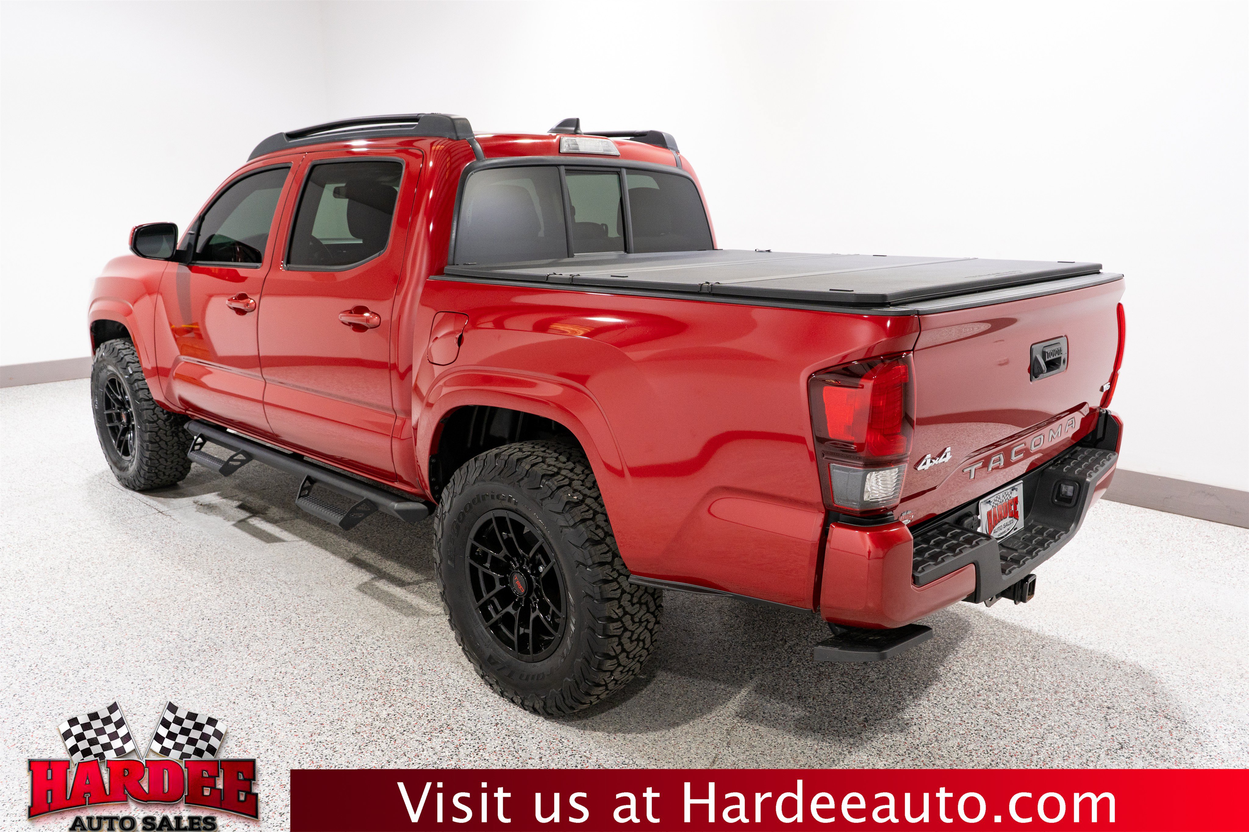Used 2023 Toyota Tacoma SR AWD/4WD image 3