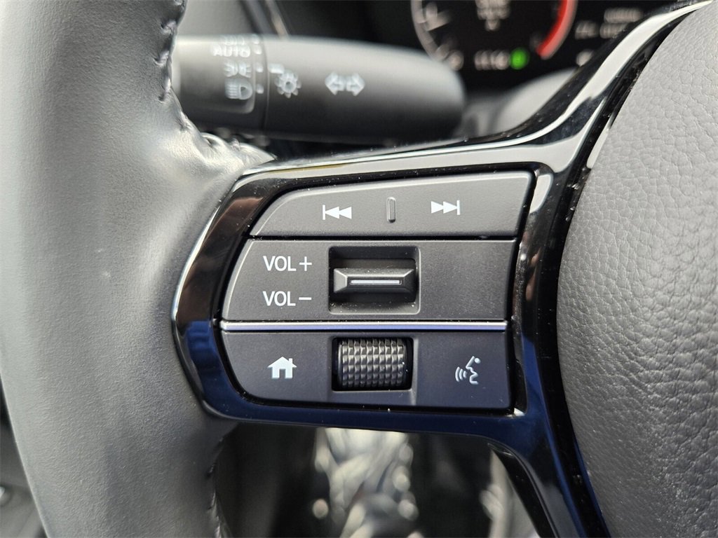 Used 2025 Honda CR-V EX-L image 25