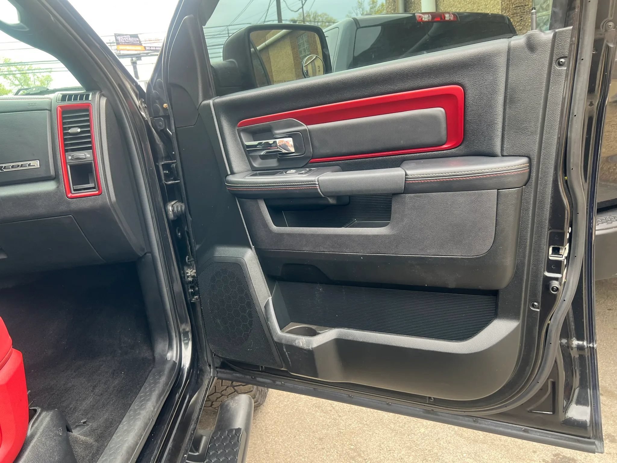 Used 2017 RAM 1500 Rebel w/ Luxury Group AWD/4WD image 27