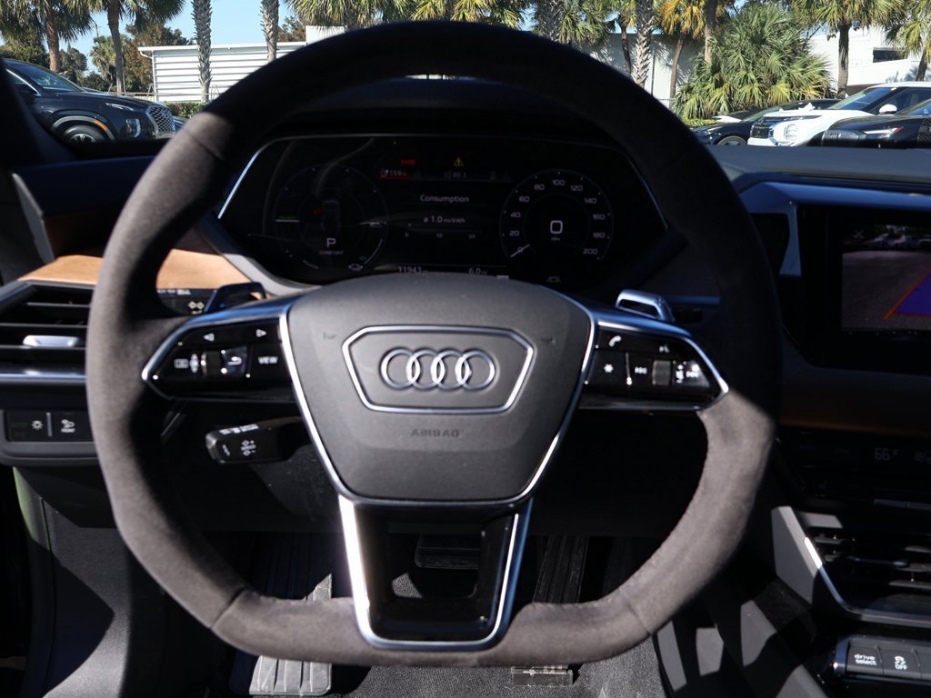 Used 2023 Audi e-tron GT Premium Plus image 40