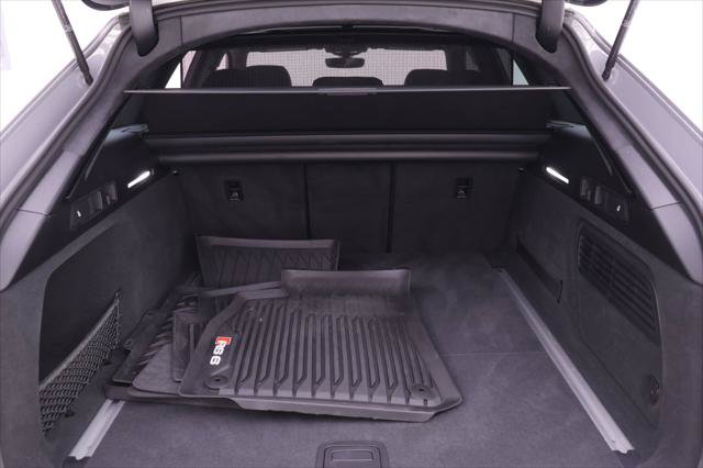 Certified 2025 Audi RS 6 performance AWD/4WD image 18