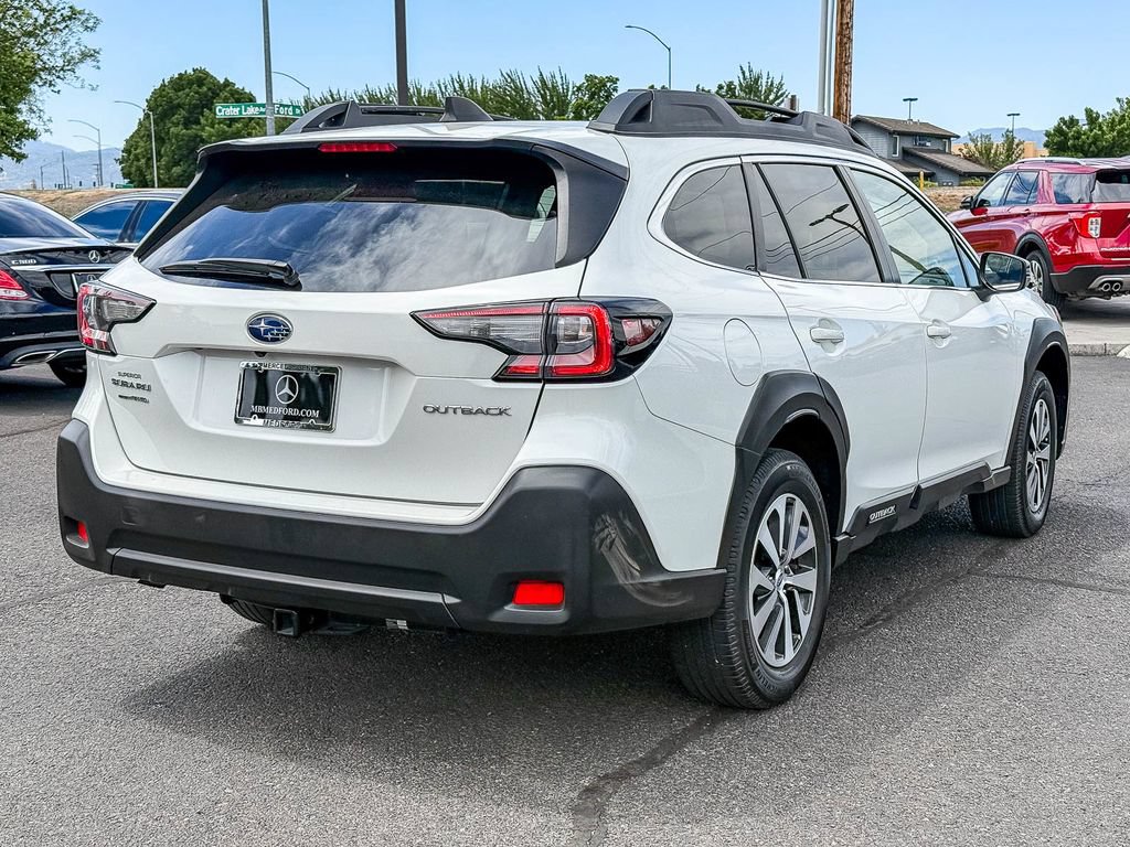 Used 2024 Subaru Outback Premium AWD/4WD image 6