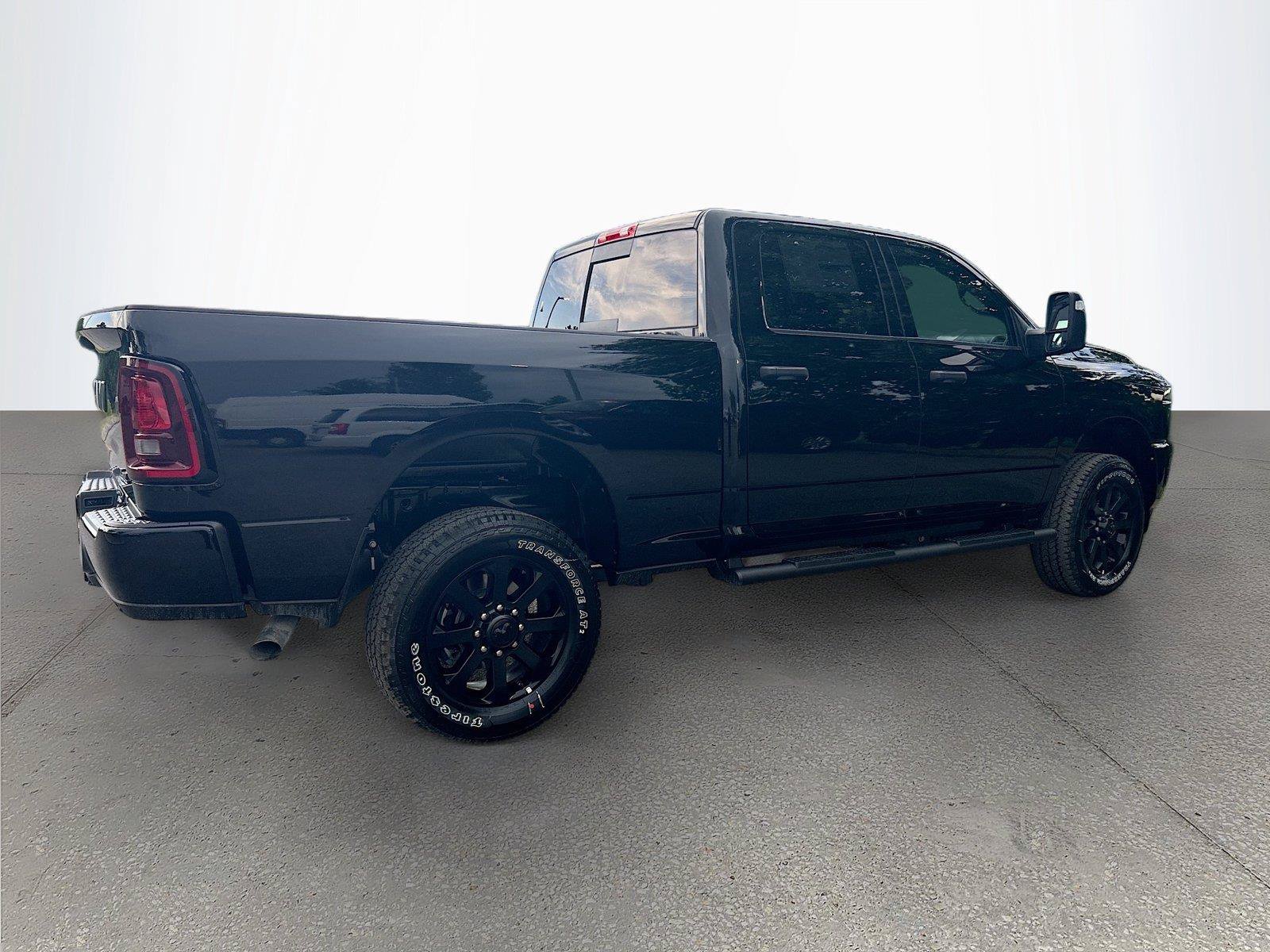 New 2026 RAM 2500 Tradesman AWD/4WD image 4