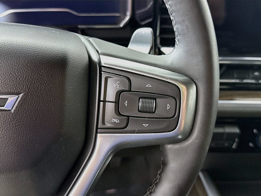 Used 2025 Chevrolet Silverado 1500 RST w/ Convenience Package II AWD/4WD image 23