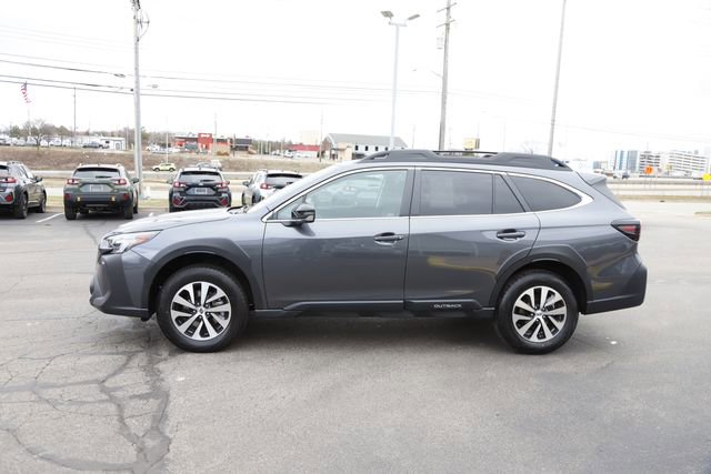Certified 2025 Subaru Outback Premium w/ Popular Package #1A image 8